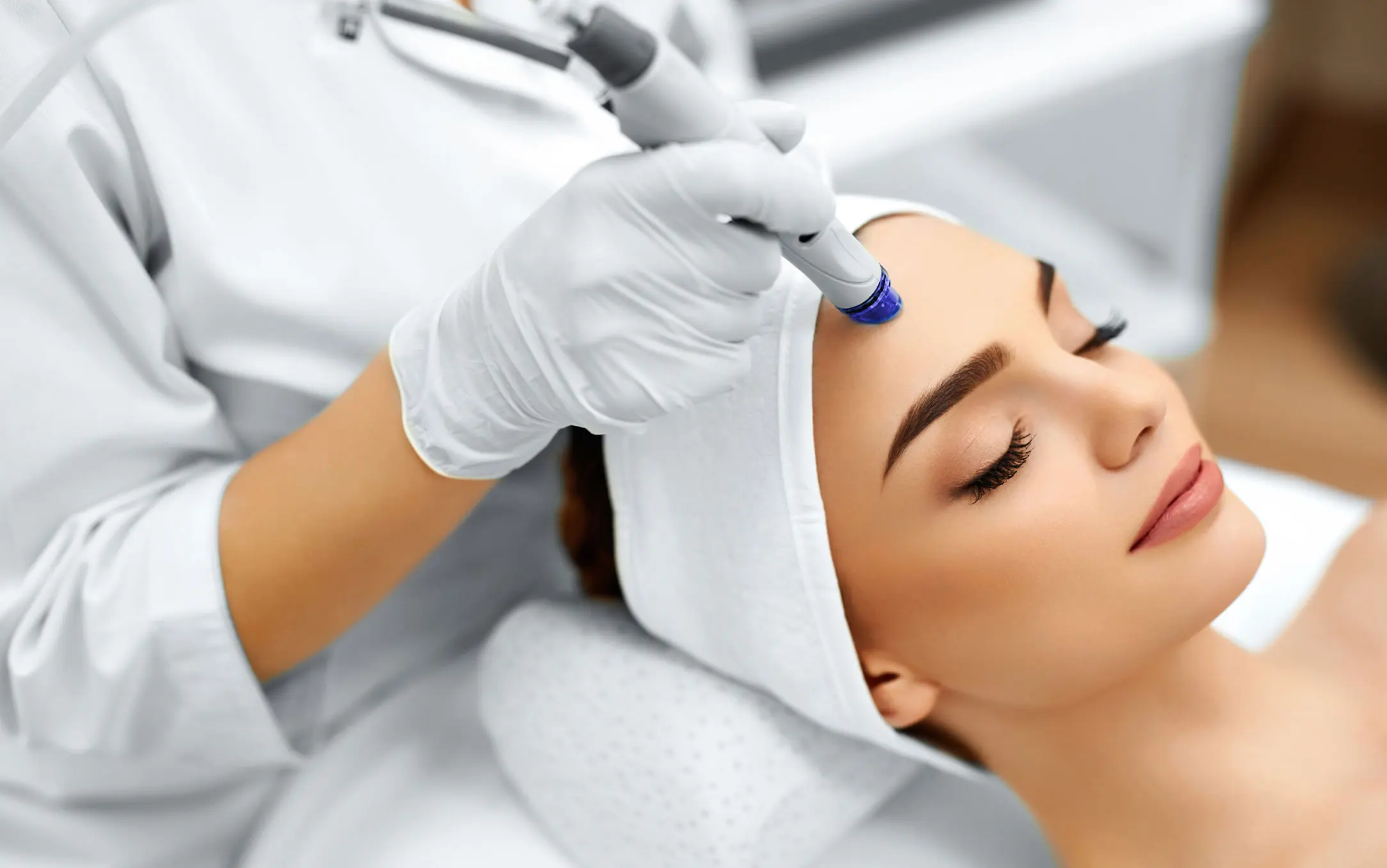 What Is Collagen Lift Therapy and How Can It Help Ageing, Loose Skin South Ruislip?